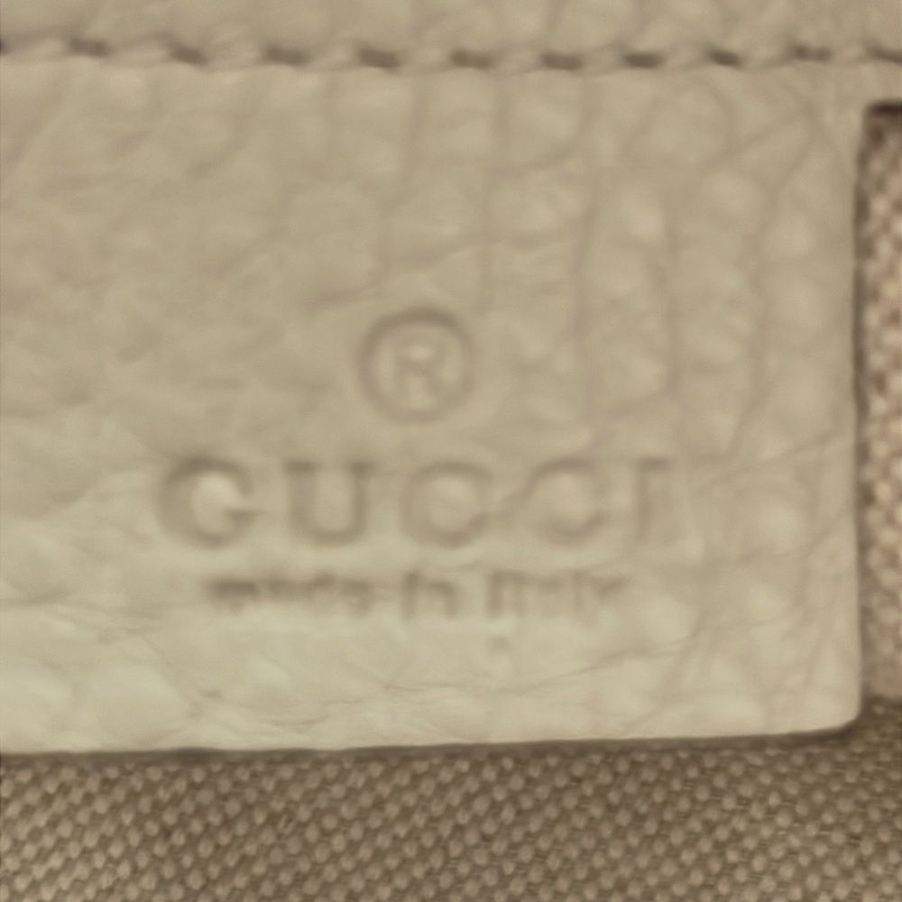 Gucci Soho Medium Leather Tote in Ivory - Picture 12 of 16